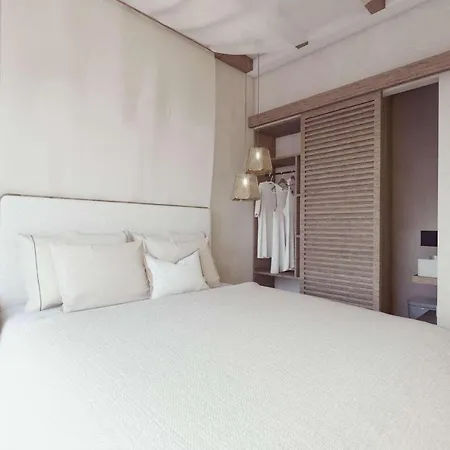 Virginia Villa
